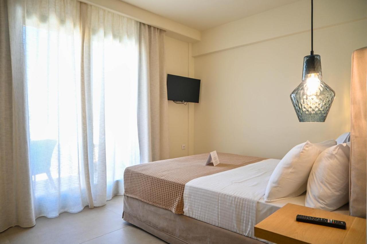 Schinoza Luxury Suites Schoinoussa Extérieur photo